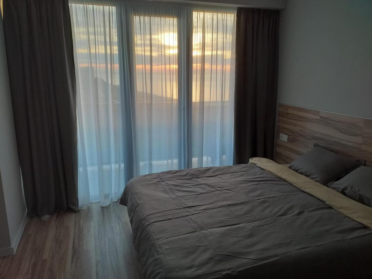 Batumi Beach Tower Extérieur photo