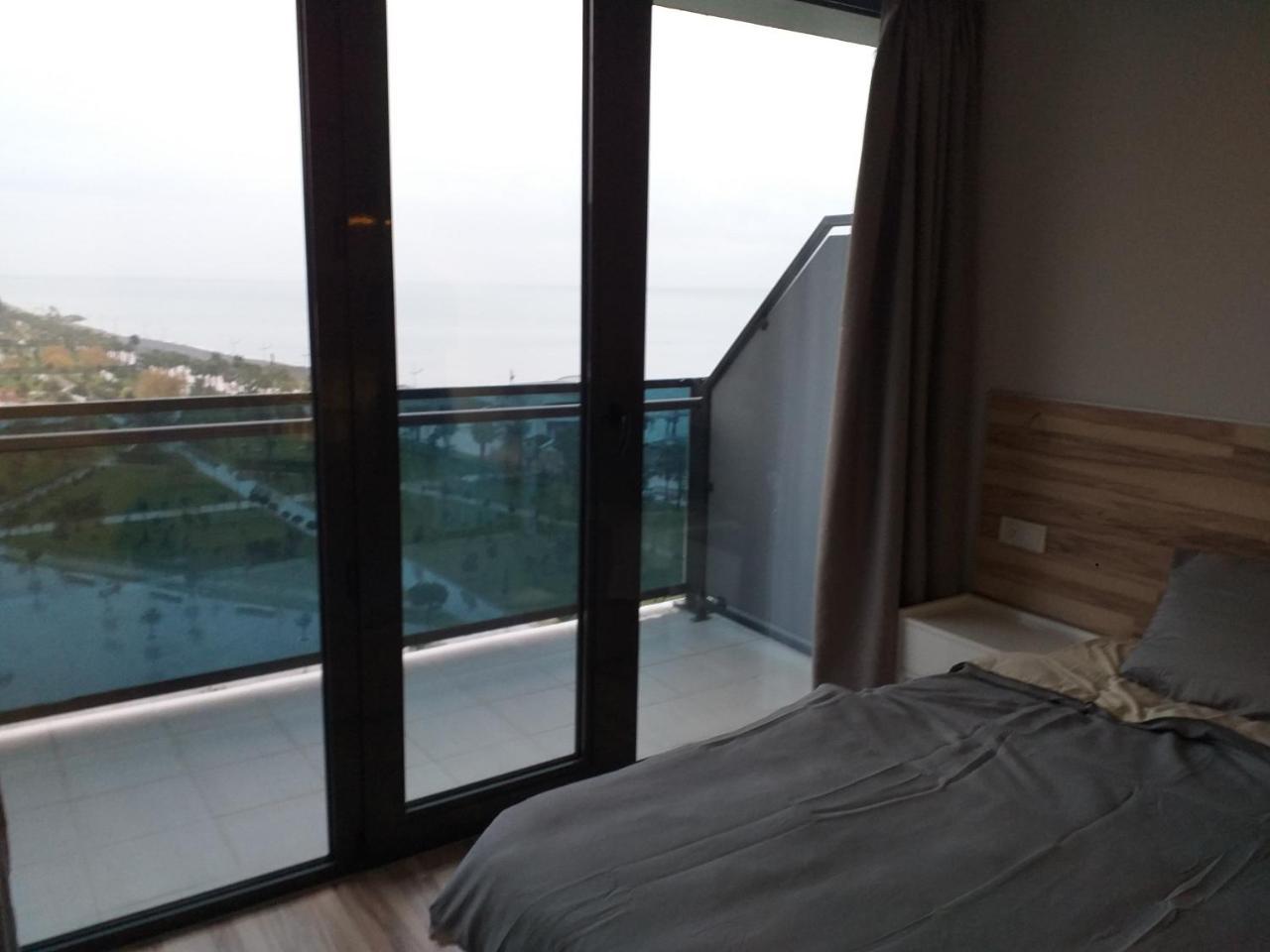 Batumi Beach Tower Extérieur photo